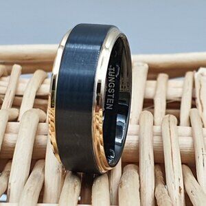 Unisex Tungsten Carbide Ring with Gold Trim and Polished Finish W779